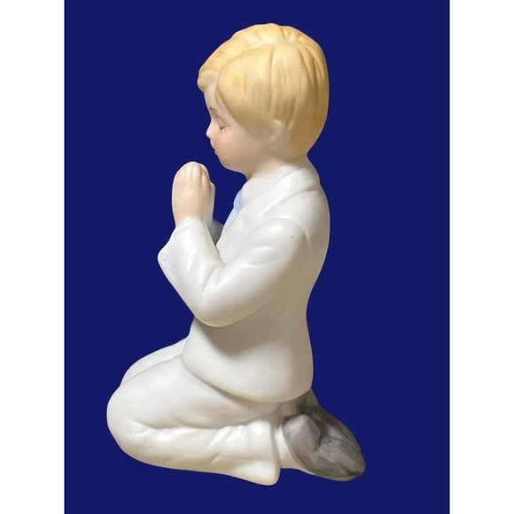 Confirmation/ First Communion Praying Kneeling  boy Enesco 1987 - Picture 2 of 10